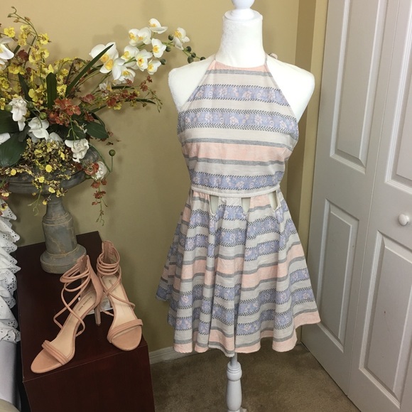 Chelsea & Violet Halter Striped Fit & Flare Dress Boho Romantic‎ Summer Coastal - Picture 1 of 5